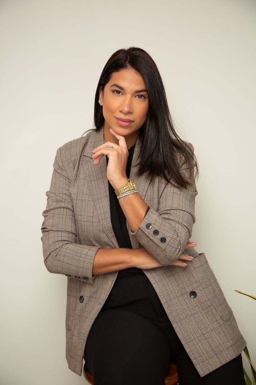 Dra. Rogéria Oliveira — Advogada